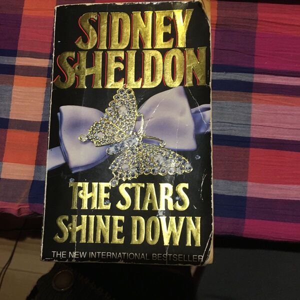 The Stars Shine Down 洋書 SIDNEY SHELDON
