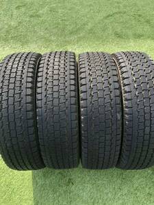 バリ溝　ブリヂストン　ブリザック　195/80R15 107/105L ハイエース　キャラバン