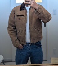 Carhartt カーハート デトロイトジャケット ブラウン×革パッチ レア配色、サイズ インターステラー同色 Sサイズ 美品 着画有 USA製_画像2