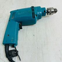 ★☆マキタ makita 10mm震動ドリル モデルHP1030 振動ドリル ドリル 電動 電気 工具 動作確認済み C☆★_画像4