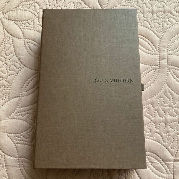 LOUIS VUITTON ルイヴィトン 空箱