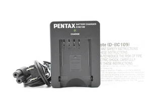 ★純正・美品・完動★PENTAX 充電器 D-BC109 バッテリーチャージャー(K-2542)