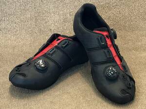 リンタマン シューズ／LINTAMAN ADJASTE ROAD COMP SHOES BLACK/RED 43≒27.3Cm