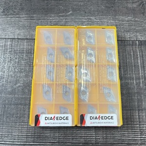 新品未開封 DIA EDGE チップ XDGT1550PDER-G04 VP15TF TF15 10個入 2ケース MITSUBISHI MATERIALS 銀色/92137