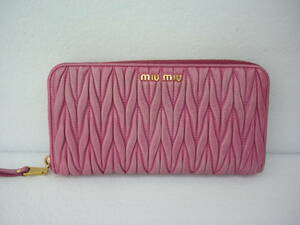 miu miu ミュウミュウ ギャザー ラウンド ジップ ウォレット ピンク 長財布 5M0506 a