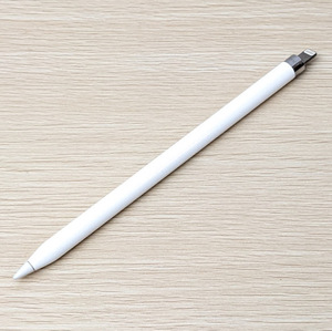【1069】ApplePencil アップルペンシル 第一世代 A1603 タブレット iPad iPhone アイフォン ホワイト ガジェット 家電 タッチペン 
