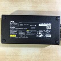 【送料無料】(120173C) NEC ADP82 19V8.16A 純正品 ACアダプタ メガネケーブル付 中古品_画像2