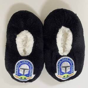 新品 15〜19cm ★ コストコ もこもこ ルームシューズ スターウォーズ 4~7歳 ブラック 子供用 キッズ ボーイズ スリッパ ディズニー