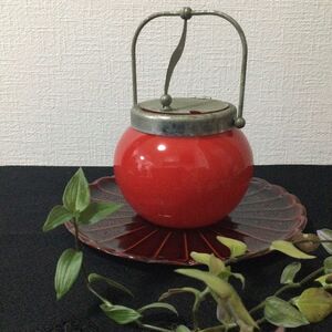 昭和レトロ　レトロガラス　ガラス製の赤いシュガーポット
