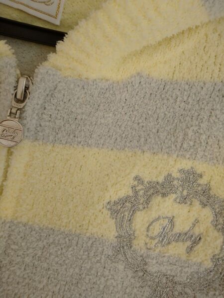 USED【Rady】美品 キャンディカラー モコモコ×ビジュー上下 F