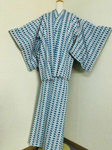 美品　婦人　ウールの着物と羽織のアンサンブル 単衣　花菱紋の小紋柄　丈153cm　小柄な方　普段着/コスプレ/イベント/舞台衣装　保管品