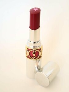 【送料込】 未使用品！YSL イヴ・サンローラン 口紅 ルージュ ヴォリュプテ ロックシャイン N°11 ベリー マイク 3.5g スター/6431960