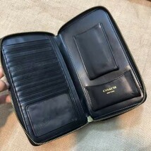 新作 1円 コーチ COACH メンズ 長財布 シグネチャー ダブル ジップ トラベルウォレット/オーガナイザー F93240 メンズ 財布 アウトレット品_画像6