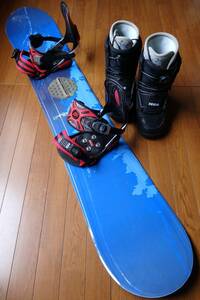 O’NEILL,BUZRUN,THIRTYTWO(BOA)　板155ｃｍ、ブーツ約27.0ｃｍ　３点セット.ＪＵＮＫ品