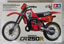 タミヤ ホンダ CR250R 1/12 未組立 プラモデル 1/12 オートバイシリーズ NO.11【送料無料】_画像1