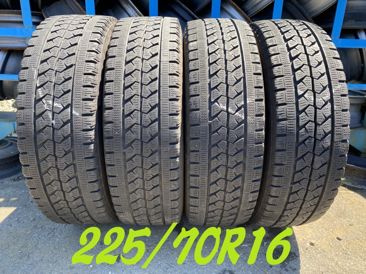ブリヂストン BLIZZAK W979 225/70R16 117/115L オークション ブリヂストン BLIZZAK W979 225/70R16 117/115L オークション