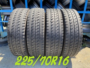 オパF842■225/70R16 117/115 L LT　4本価格　BRIDGESTONE　BLIZZAK W979　2015年製造　小型トラック　エルフ　キャンター　デュトロ