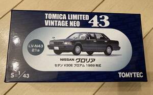 トミカリミテッド　ヴィンテージネオ　43　NISSANグロリア　セダン　V30E　ブロアム（グレー）1989年式