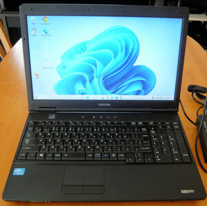 TOSHIBA dynabook satellite B452G