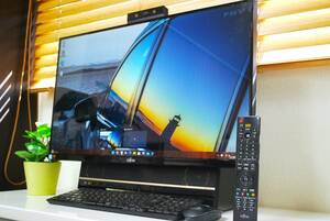 ★☆大画面27型液晶 Esprimo FHシリーズ / 激速 :Nvme ＋ HDD /第7世代Corei7/16GB/office/W録3波TVチューナー/Blu-ray/HDMI入力/b335☆★