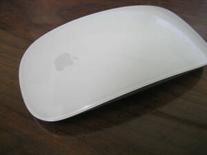 A1296 マウス Apple Magic Mouse ホワイト 3Vdc 1st Gen Bluetooth接続（ジャンク）