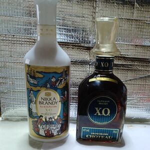 ニッカXO白陶器ボトル720ml40度とシャトーXOナポレオン750ml40度。２本セットです。XOが２本です。(特級)希少品(梱