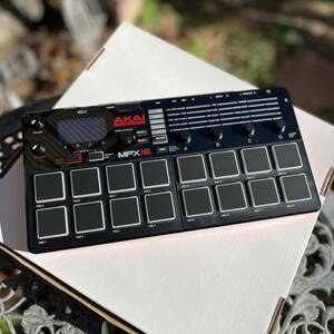 AKAI MPX16 サンプラー 本体＋電源のみ SDカード無し 実働OK