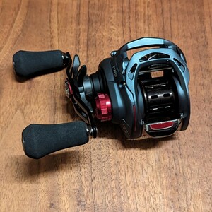 ダイワ DAIWA キャタリナ TW 100SH 左巻き　CATALINA TW 7.3 　中古　パーツ欠け　ベイトリール　ダブルハンドル　両軸リール