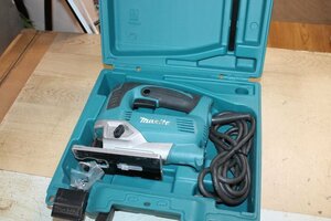 中古 makita ジグソー JV0600K 100V 電気のこぎり 電動のこぎり 電動カッタ 木材加工 マキタ USED品 電動工具 大工道具 リサイクルマート