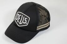 wg17g★展示品★DEUS デウス★ブラック メッシュキャップ 50-53cm　2500_画像1