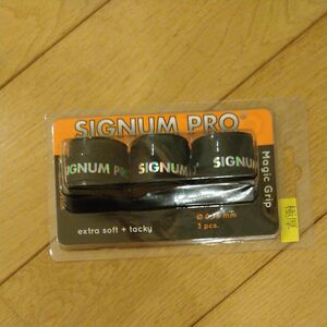 #テニス　グリップテープ　シグナルプロ(signum pro)