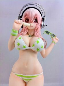 未開封 ★ すーぱーそに子 サマービーチフィギュアカラフルマカロンVer. マスカットマカロン ビキニ 水着