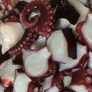  cut octopus freezing domestic production genuine .K3 Boyle cut octopus 4/5g 1kg pack domestic processing 