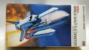 ハセガワ 1/200 NASA スペースシャトル オービター ブースター発射台付