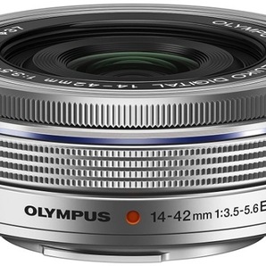 ■新品■ OLYMPUS オリンパス M.ZUIKO DIGITAL ED 14-42mm F3.5-5.6 EZ シルバー 電動式パンケーキズームレンズ ＃27116の画像1