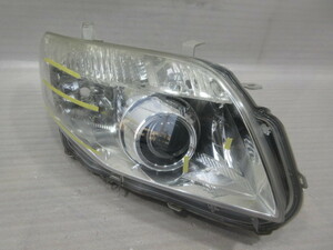 トヨタ　カローラ　フィールダー　NZE141　純正　HID　右ヘッドライト