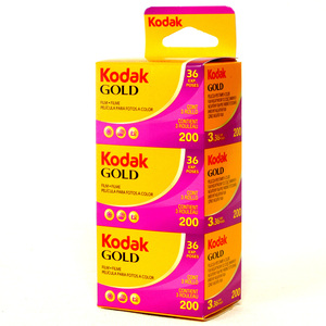 【3本入】GOLD 200-36枚撮 旧パッケージ【即決】ISO感度200 ネガカラーフィルム 135/35mm★コダック Kodak 188-0806★0041771880804 新品