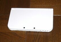 New Nintendo 3DS LL ホワイト 「とびだせどうぶつの森」ソフト付き_画像2