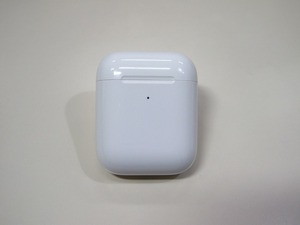 Apple純正 アップル Air Pods エアーポッズ ワイヤレスイヤホン A1938 充電ケースのみの出品です Wireless Charging Case