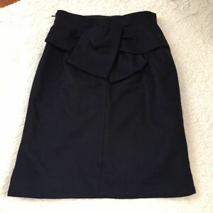 【新品タグ付き】アプワイザーリッシェバックリボンタイトスカート