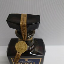 N★1円〜保管品 SUNTORY サントリー Whisky ウイスキー ROYAL ローヤル Aged 15 Years 15年 日本 特級　700ml 43% 未開栓 プレミアム15年_画像3