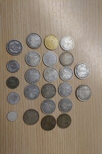 N★1円〜コレクター品 旭日50銭 10銭 竜20銭 10銭 5銭 24枚まとめ 古銭 銀貨 コイン 117g