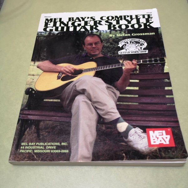 ◎Complete Fingerstyle Guitar Book　英語版