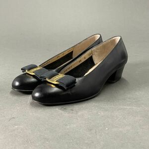 ○ 1L5 Salvatore Ferragamo サルヴァトーレフェラガモ 35(22cm相当) ブラック ヴァラリボン パンプス レディース 靴 シューズ イタリア製