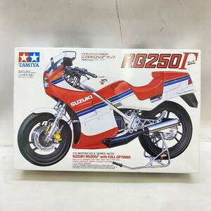 ▲ TAMIYA タミヤ スズキRG250Γ ガンマ 1/12 プラモデル バイク 組立途中 パーツ未検品 ジャンク品 部品取り カスタム ▲N11961