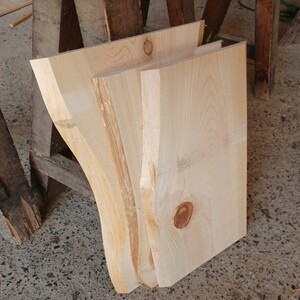 C-1582【サイズ色々】 　国産ひのき　耳付節板　3枚セット　テーブル　棚板　看板　一枚板　無垢材　桧　檜　DIY