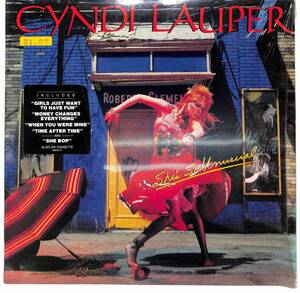 e0049/LP/米/STERLING刻印/ハイプステッカー付/Cyndi Lauper/She's So Unusual