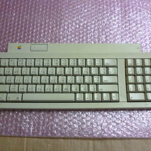 ★中古★Apple Keyboard II ADB接続 基本動作確認済み 2 レインボーロゴの画像1