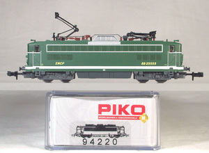 PIKO #94220 ＳＮＣＦ（フランス国鉄） ＢＢ２５５００型複電源電気機関車 （マリーングリーン）