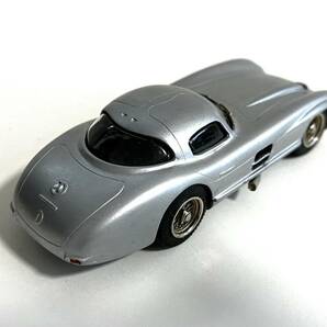 1/43 メルセデスベンツ 300SLR ホワイトメタル完成品の画像5